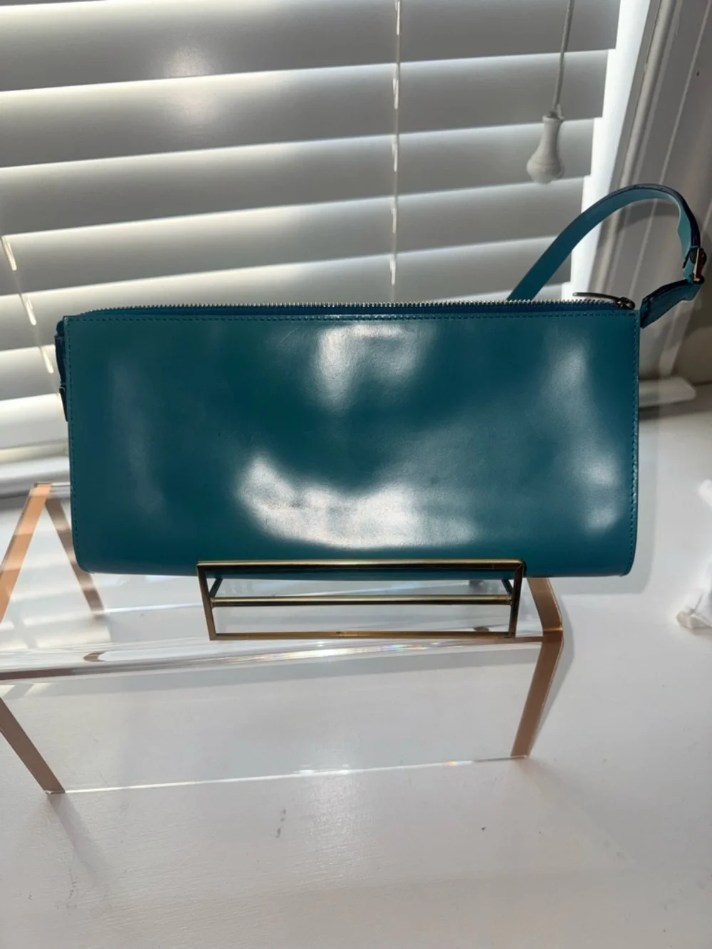 ⭐️RARE Salvatore Ferragamo Aqua Patent Gancini Pochette AU-21-2306